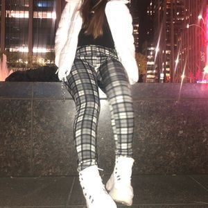 Meet your Posher, Malena